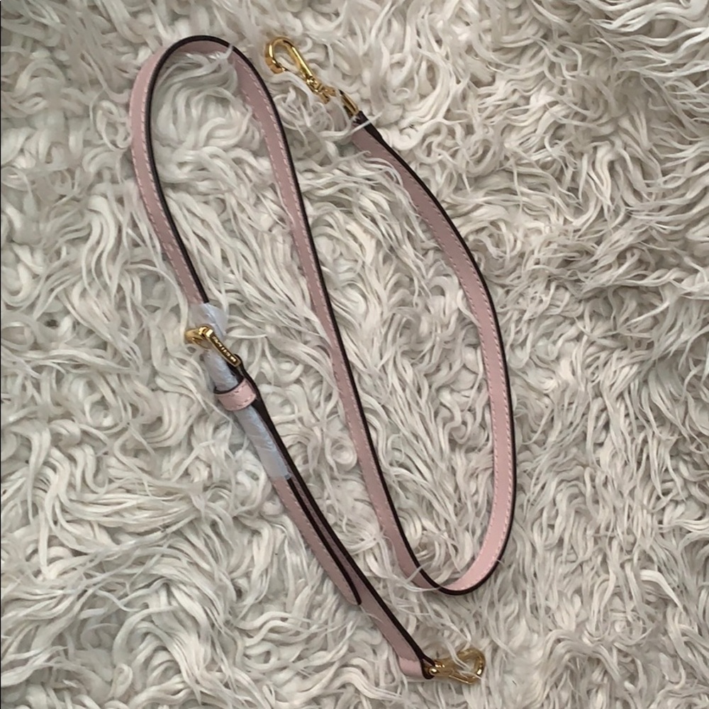 Authentic Michael Kors Handbag - image 7